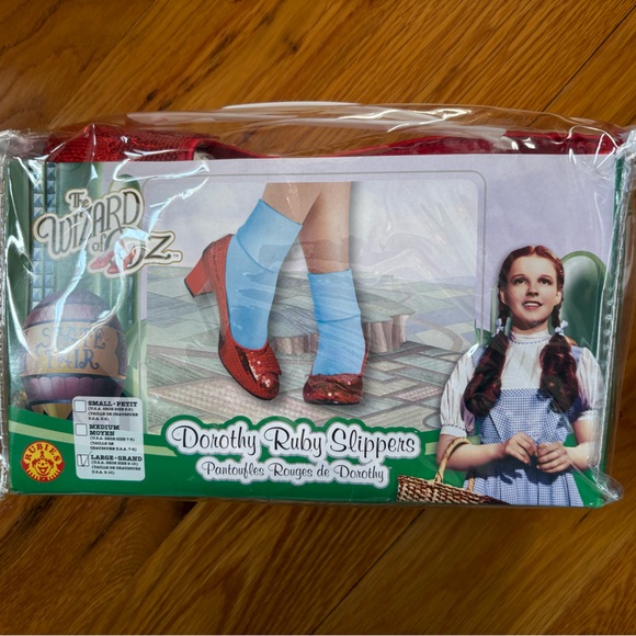 Dorothy Ruby red slippers heels - Picture 5 of 7